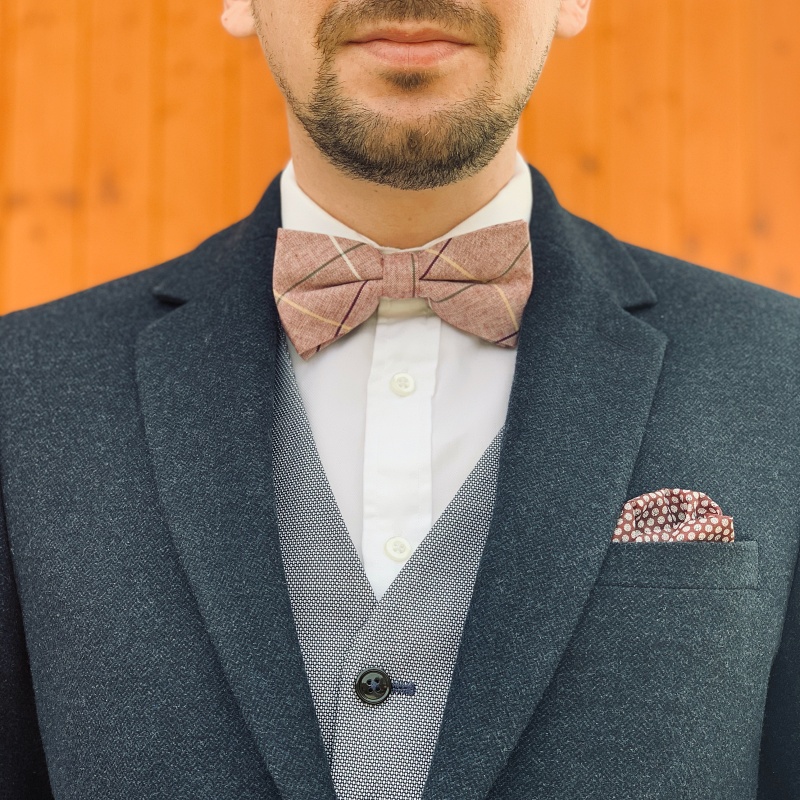 Červený pruhovaný motýlek Cotton 