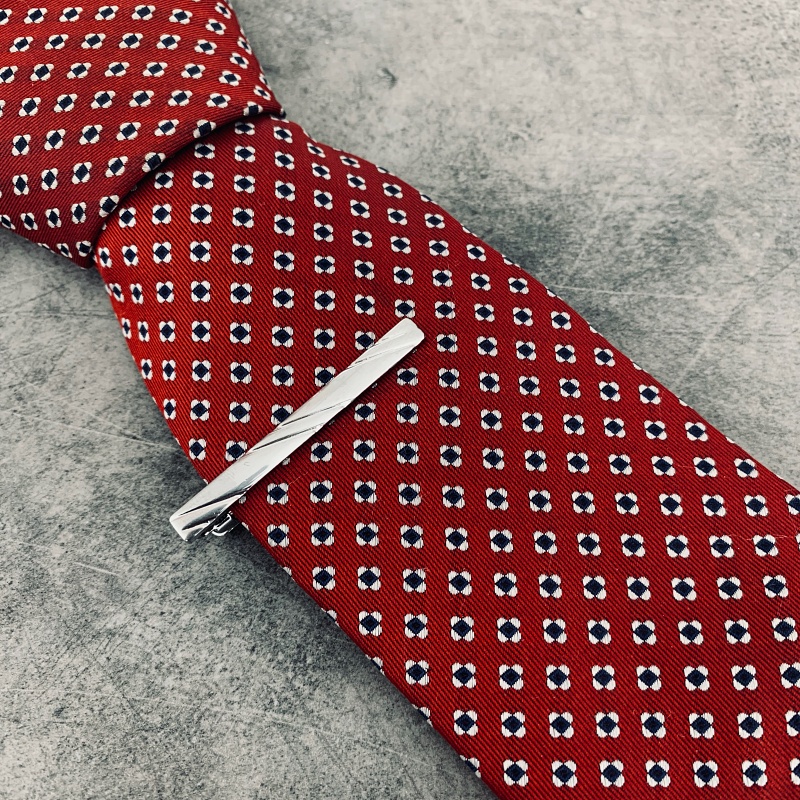 Stříbrná spona na kravatu Lines