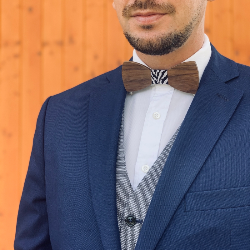 Dřevěný pánský motýlek Classic I. Zebra