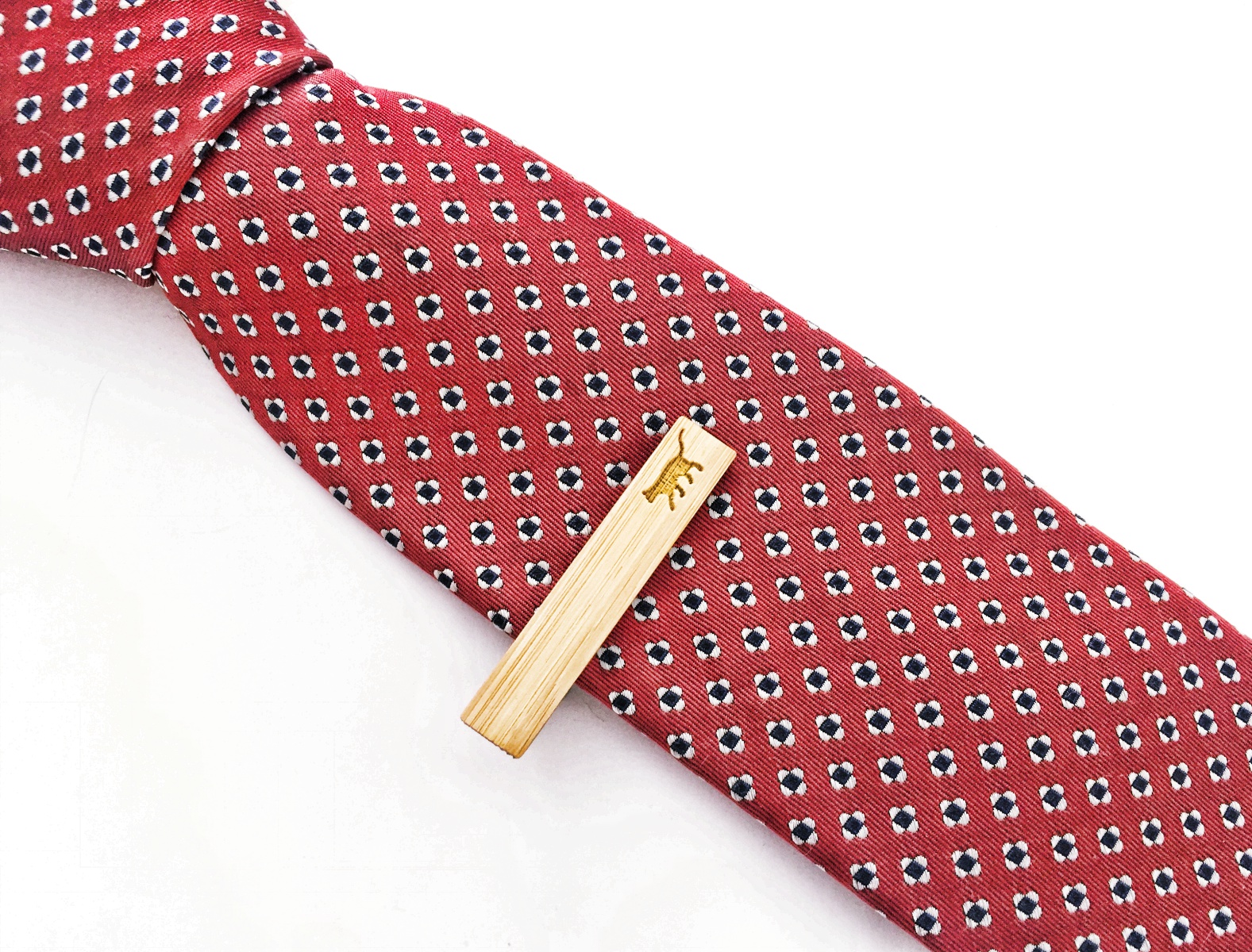 Dřevěná spona na kravatu Kočka jde