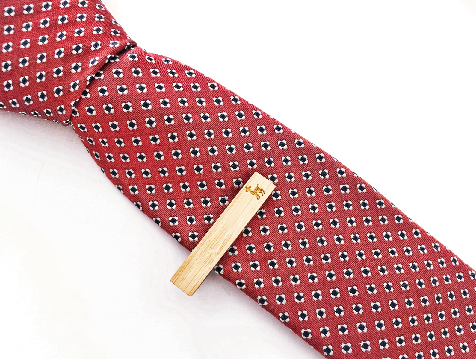 Dřevěná spona na kravatu Srnka 