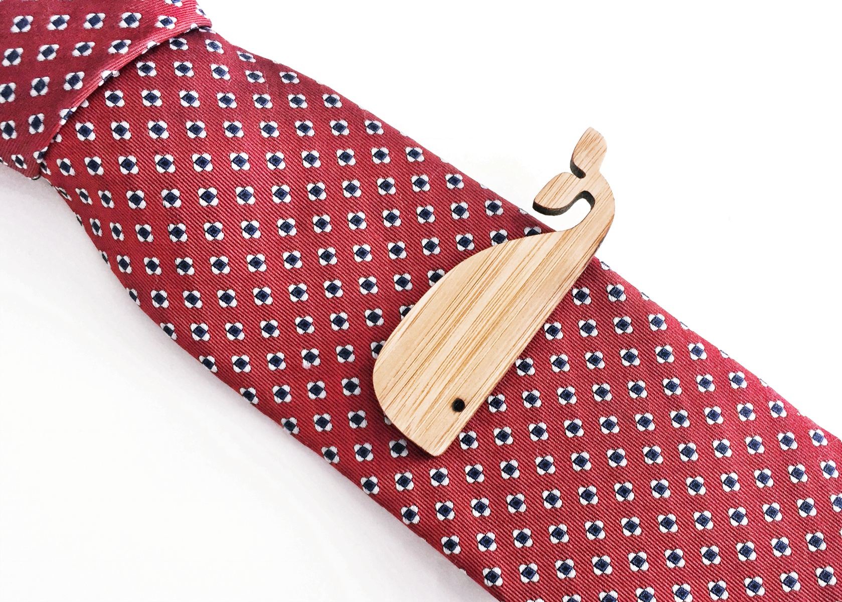 Dřevěná spona na kravatu Velryba