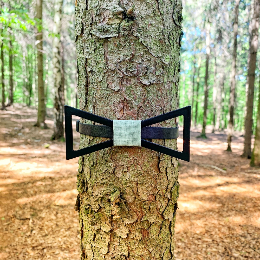 Dřevěný pánský motýlek Mahoosive černá Vrtule - zelená II. 