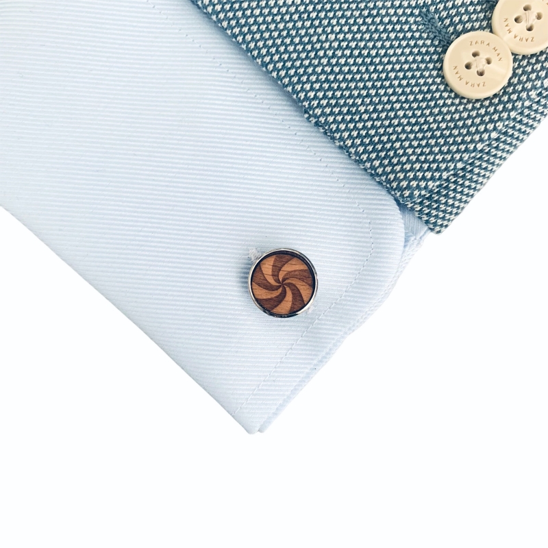 Dřevěné manžetové knoflíčky Kolotoč 