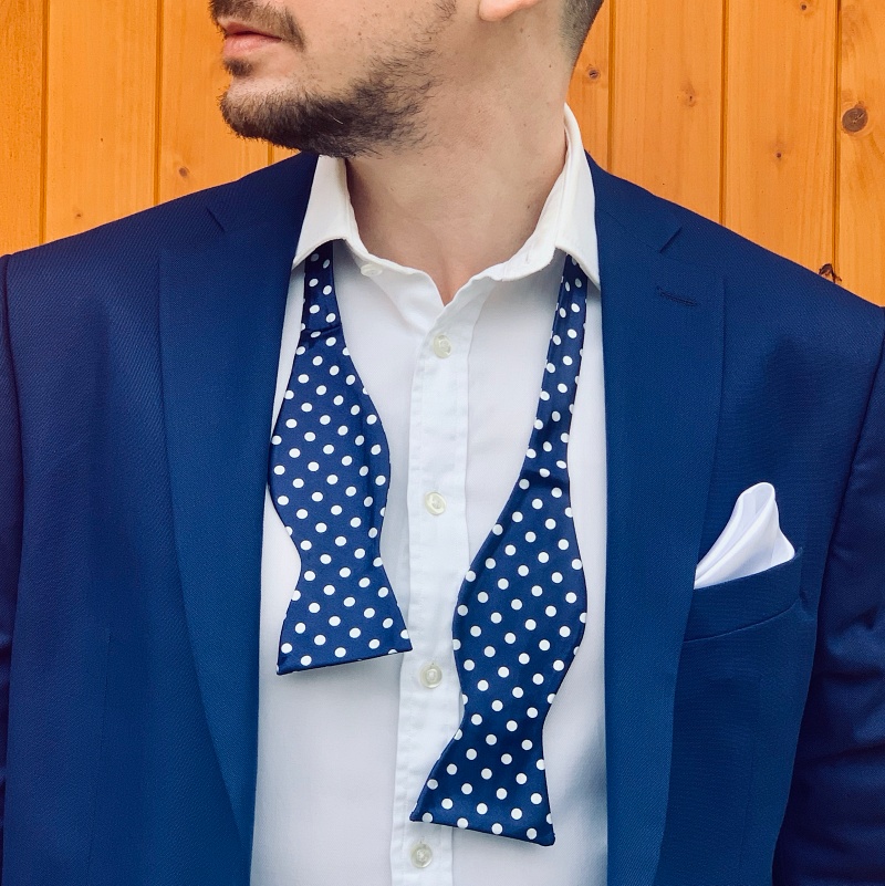 Modro - bílý vázací motýlek Puntík 