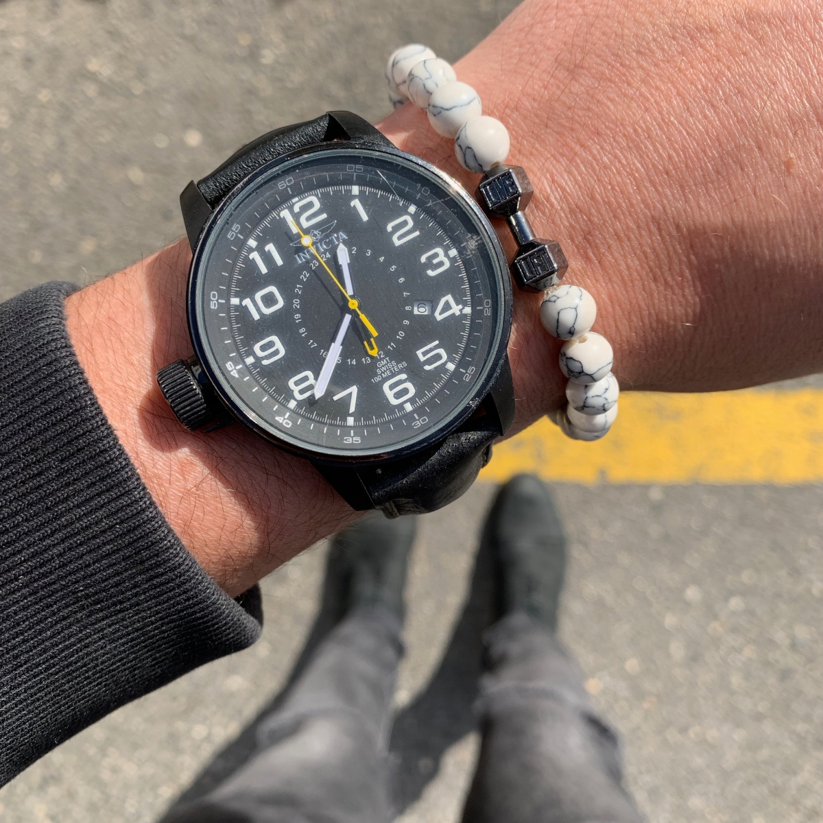 Bílý náramek Live Lift šedá činka 