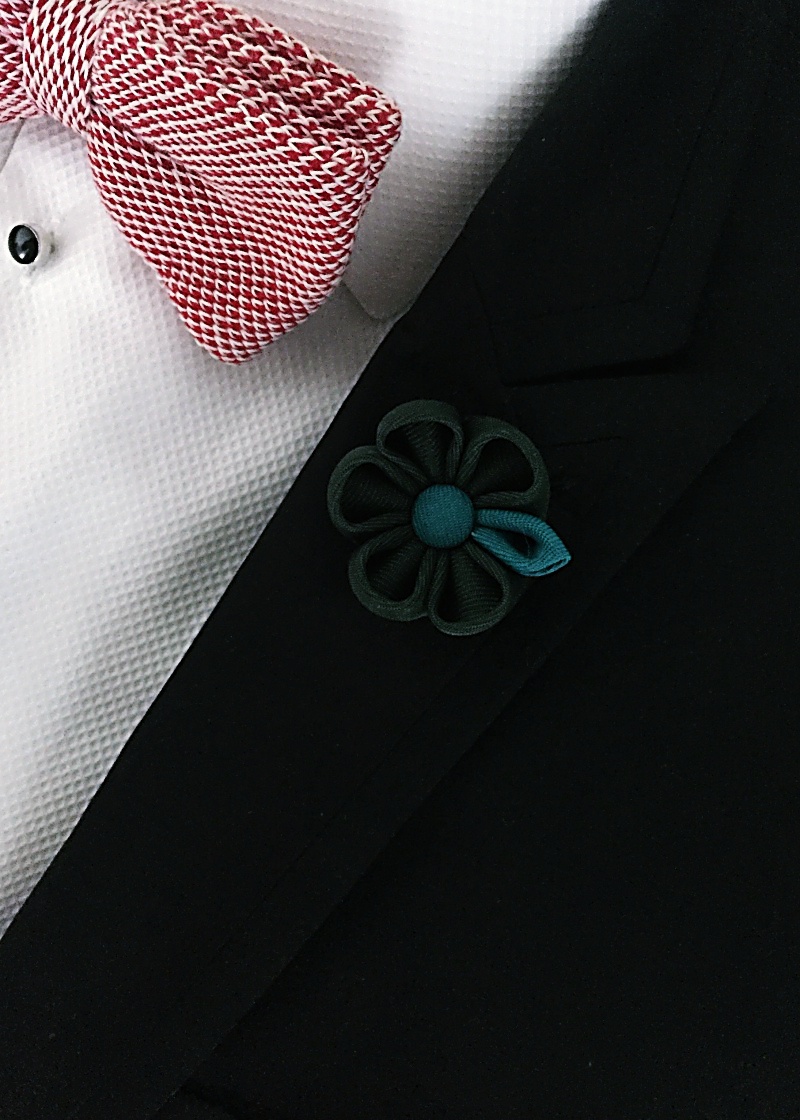 Zelená brož Flower Arrow