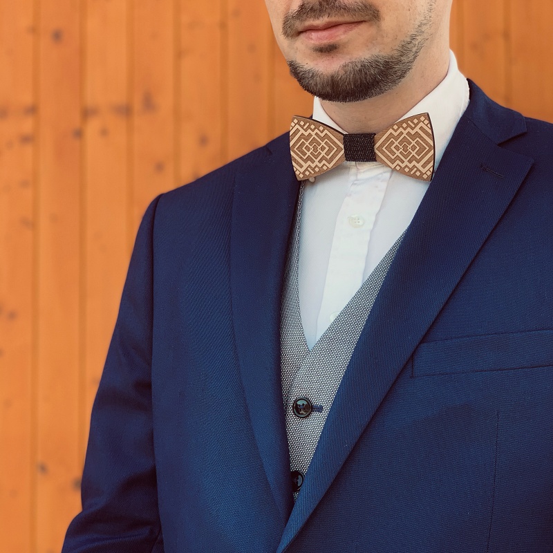 Dřevěný pánský motýlek Square denim