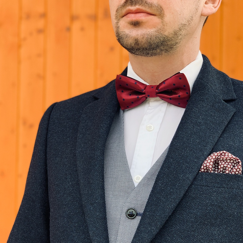 Vínový motýlek Blue dot 