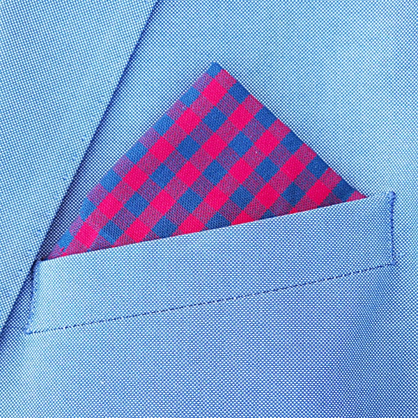 Červeno - modrý kapesník do saka Kostky 