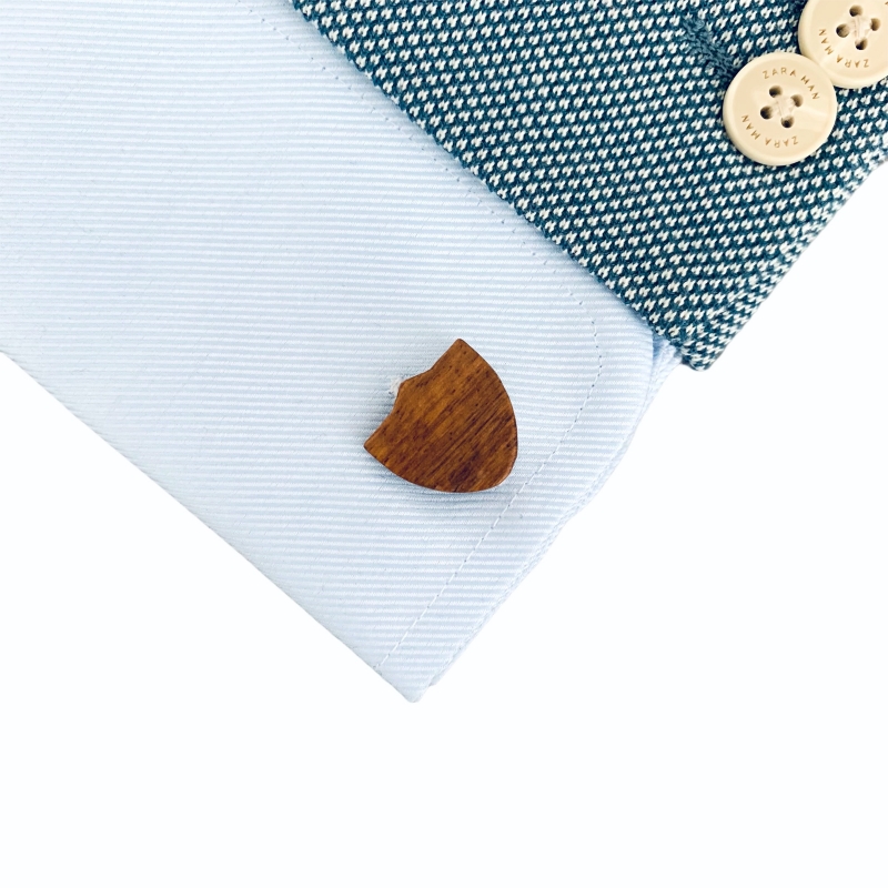 Dřevěné manžetové knoflíčky Shield 