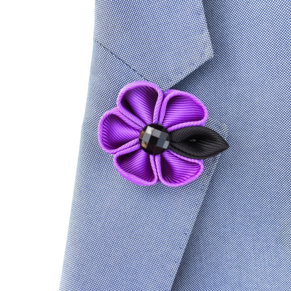 Fialovo - černá brož Arrow Color