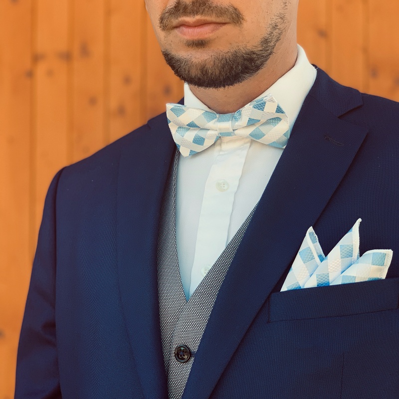 Modro - bílý set - motýlek + kapesník + manžetové knoflíčky Kostky 