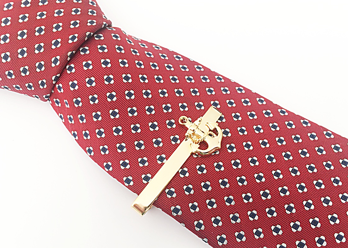 Zlatá spona na kravatu Kotva s lanem 