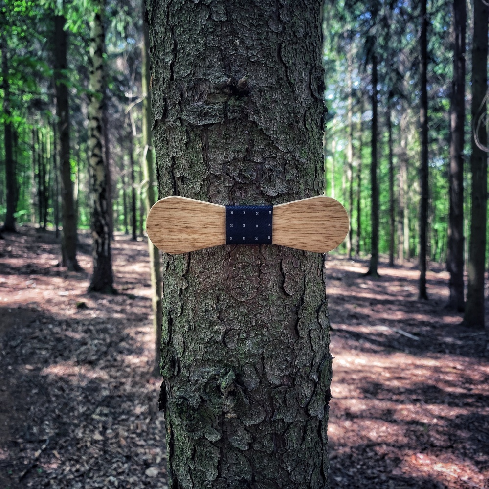 Dřevěný pánský motýlek Mahoosive Lollipop - x