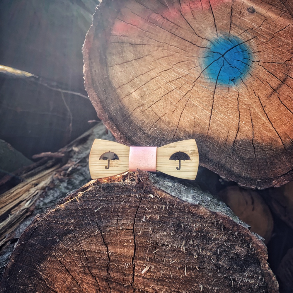 Dřevěný dámský motýlek Paraple Pink 