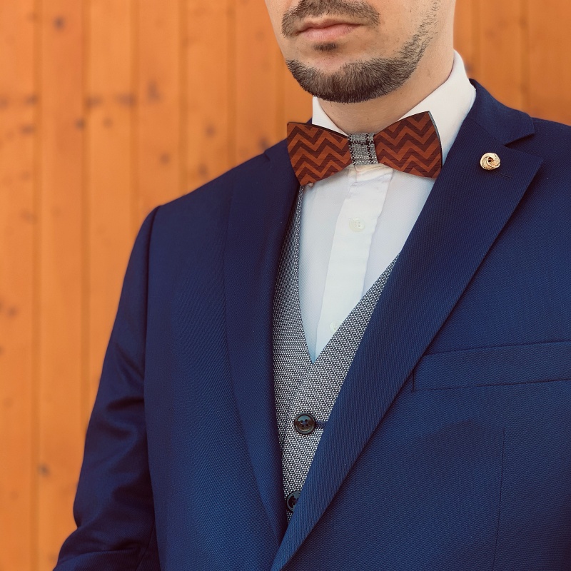 Dřevěný pánský motýlek Wave grey