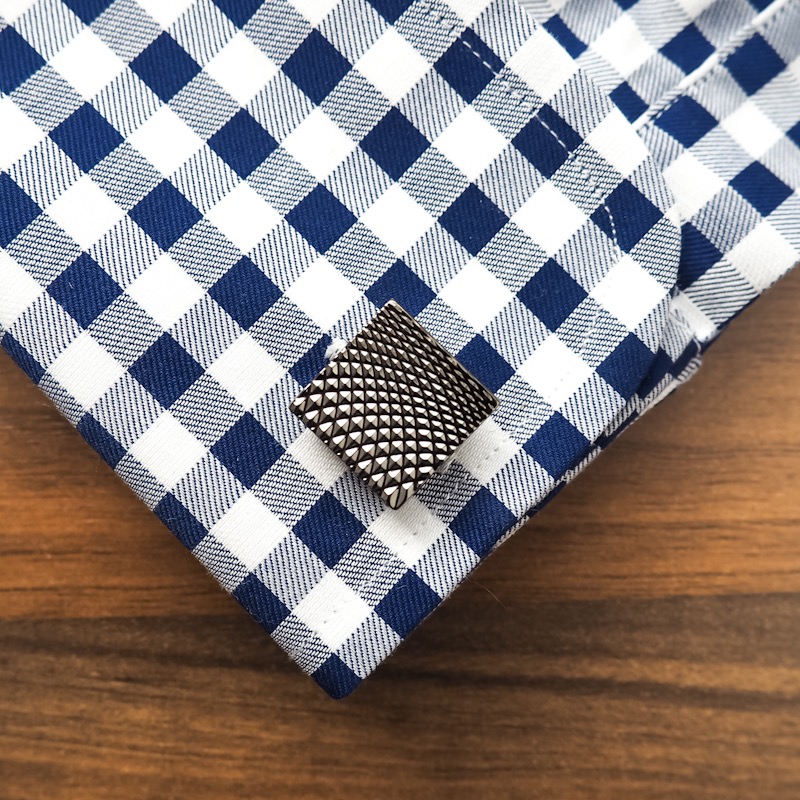 Šedý set - spona na kravatu a manžetové knoflíčky Geometric 