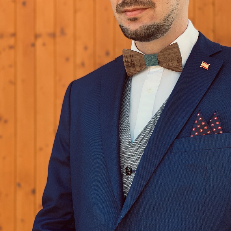 Dřevěný pánský motýlek Mahoosive Barcelona 