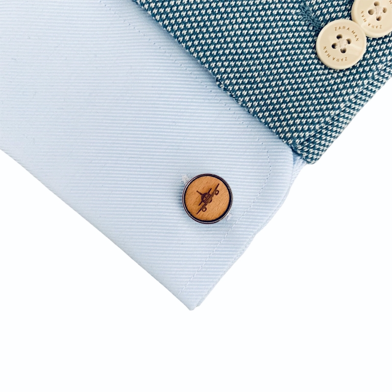 Dřevěné manžetové knoflíčky Letící letadlo 