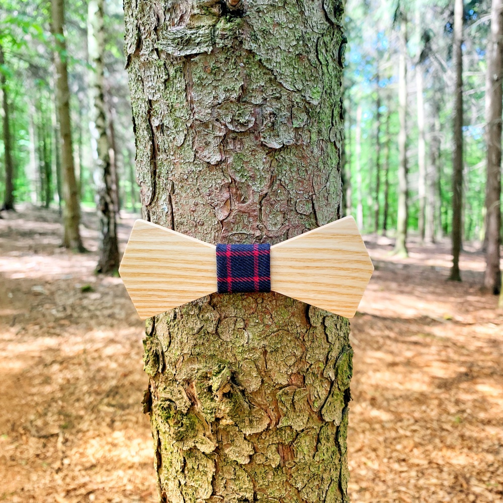 Dřevěný pánský motýlek Slim Line 