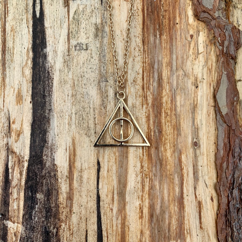 Zlatý náhrdelník Trojúhelník smrti 