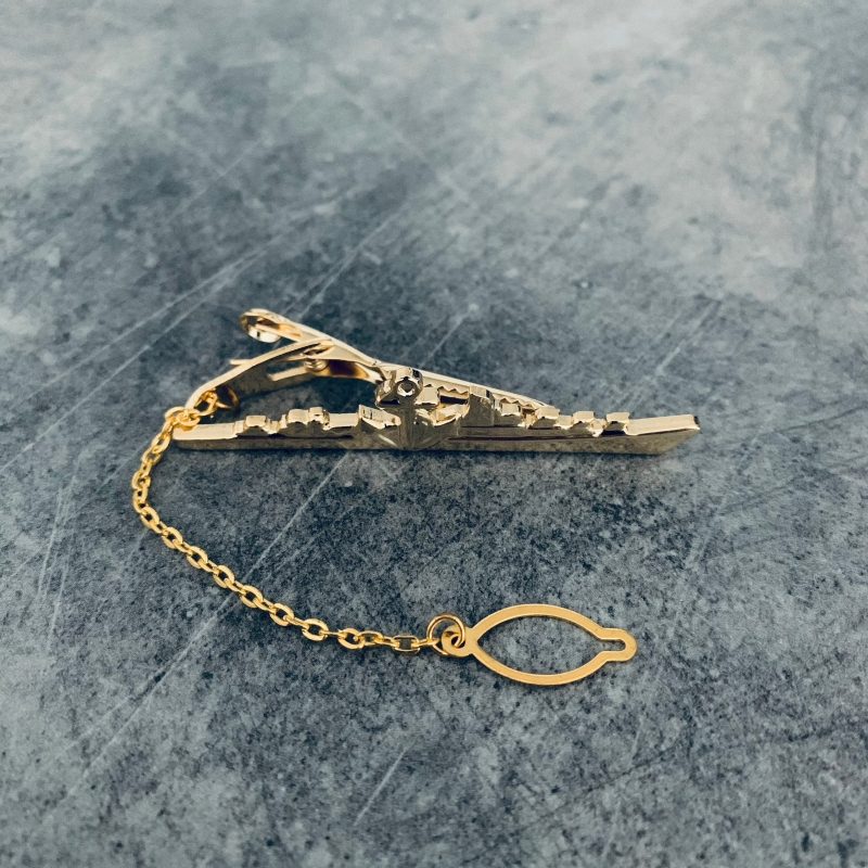 Zlatý set - spona na kravatu a manžetové knoflíčky Parník s kotvou a kormidlem 