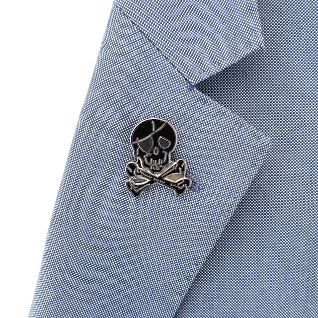 Brož Skull and bones 