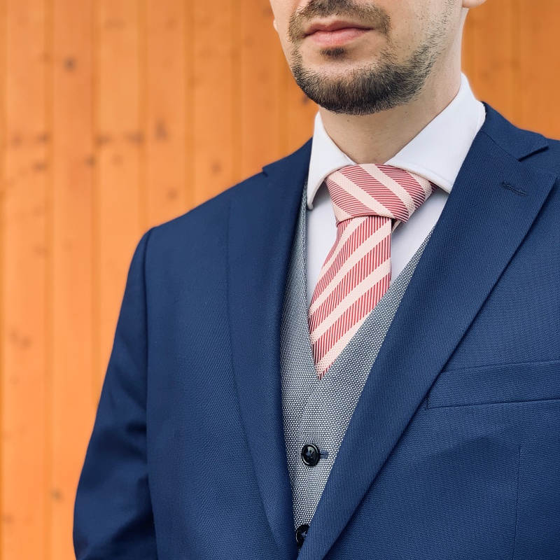 Růžovo - rudá kravata Pruhy 