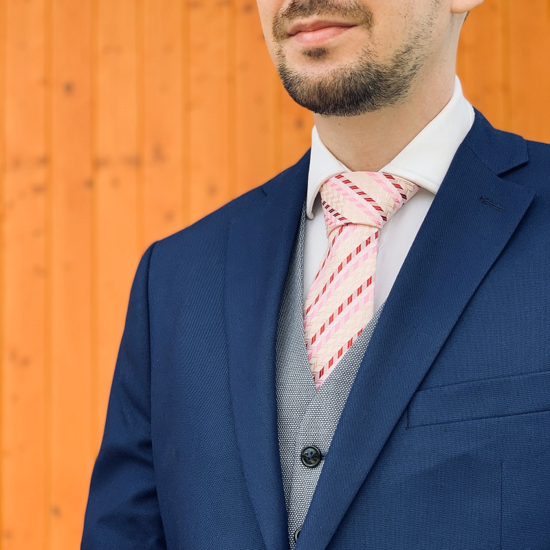 Růžová kravata Pruhy 