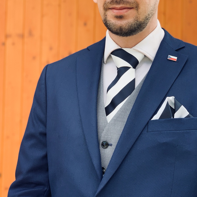 Tmavě modrý - bílý set kravata, kapesník a manžetové knoflíčky Pruhy