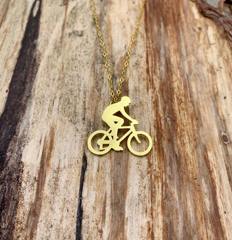 Zlatý pánský náhrdelník Cyklista 