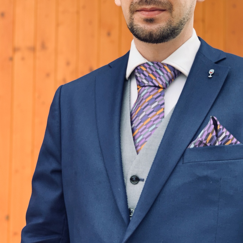 Fialový set kravata, kapesník a manžetové knoflíčky Geometric