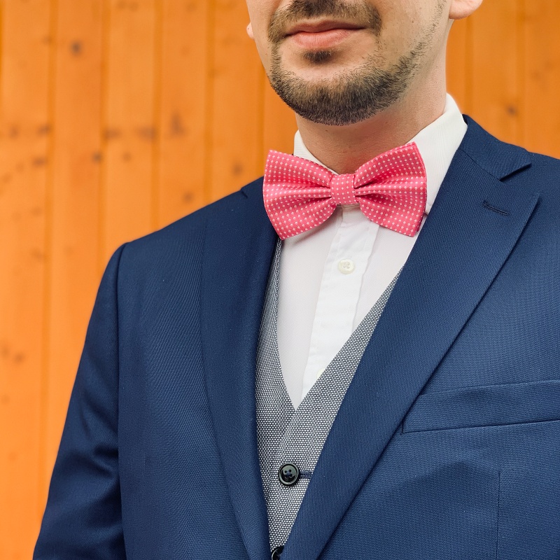 Růžovo - bílý motýlek Dots