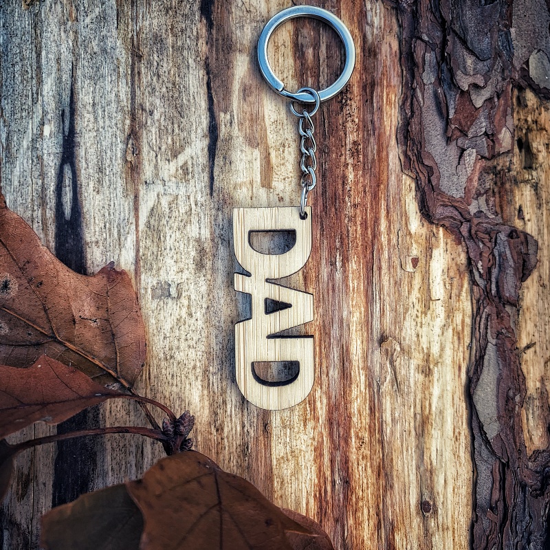 Dřevěná klíčenka Dad 