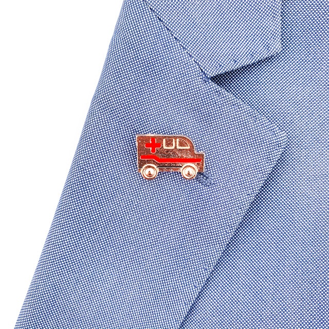 Zlatá brož Sanitka 