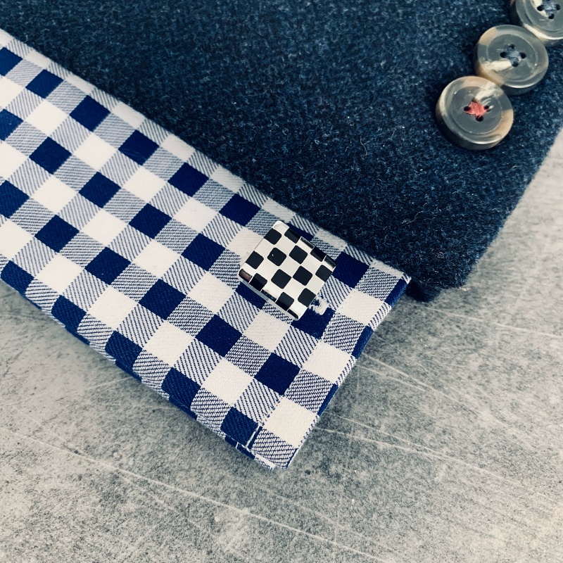 Stříbrno - černý set - spona na kravatu a manžetové knoflíčky Šachovnice 