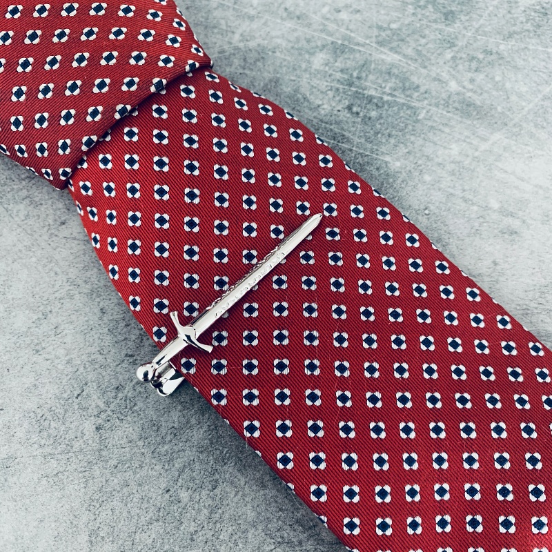 Spona na kravatu Meč 