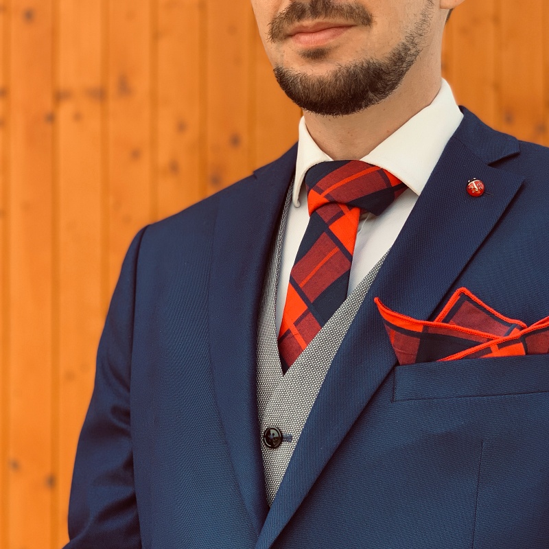 Modro - červený set kravata, motýlek a kapesník Check 