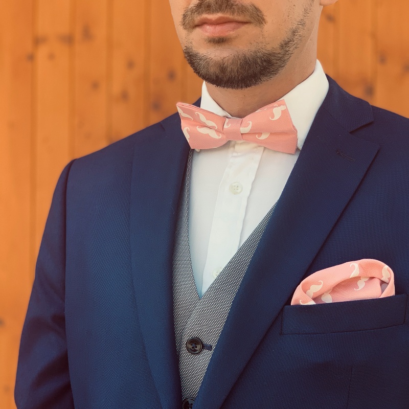 Růžový set motýlek a kapesník Knír 