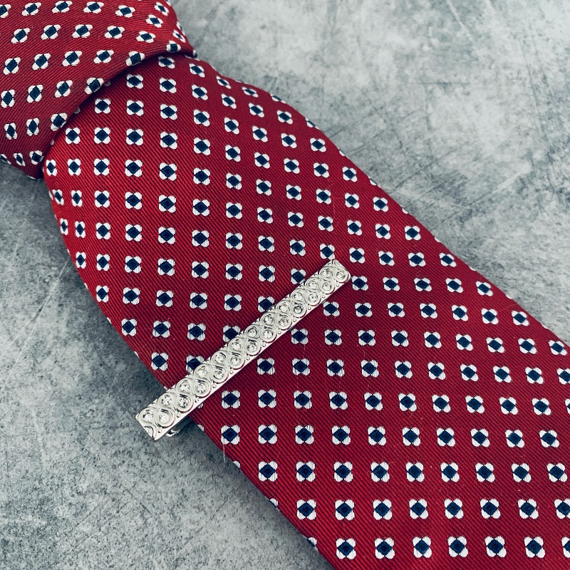 Stříbrná spona na kravatu Snake