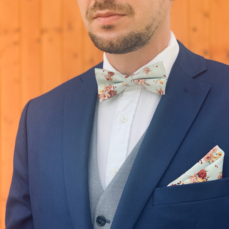 Tyrkysový set motýlek a kapesník Růže 