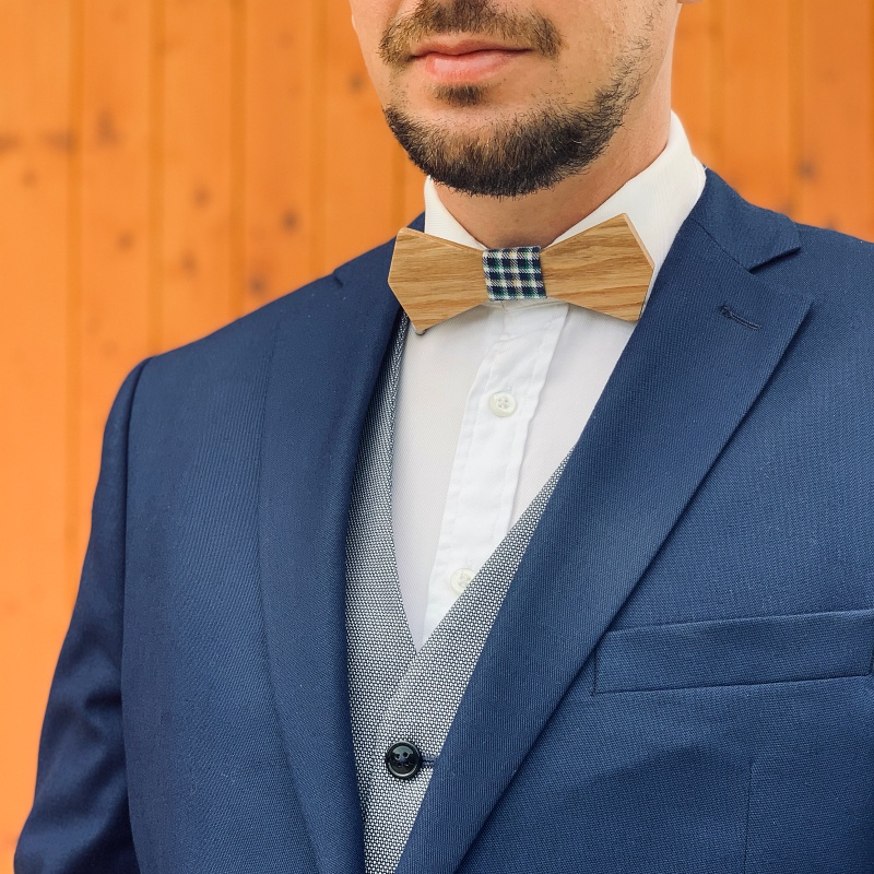 Dřevěný pánský motýlek Slim Check