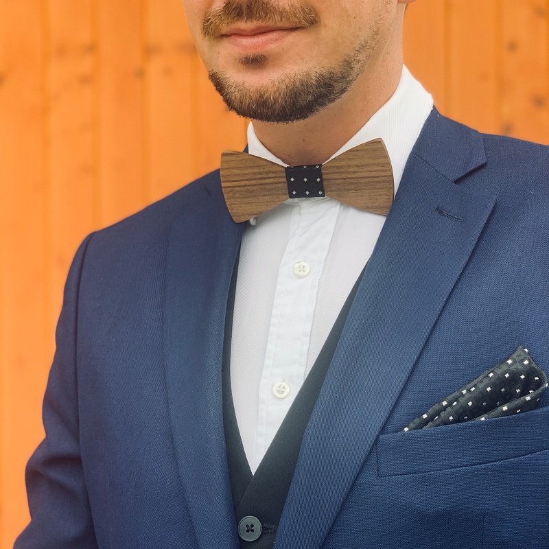 Dřevěný černý set - motýlek Classic Shape + manžetové knoflíčky + kapesník