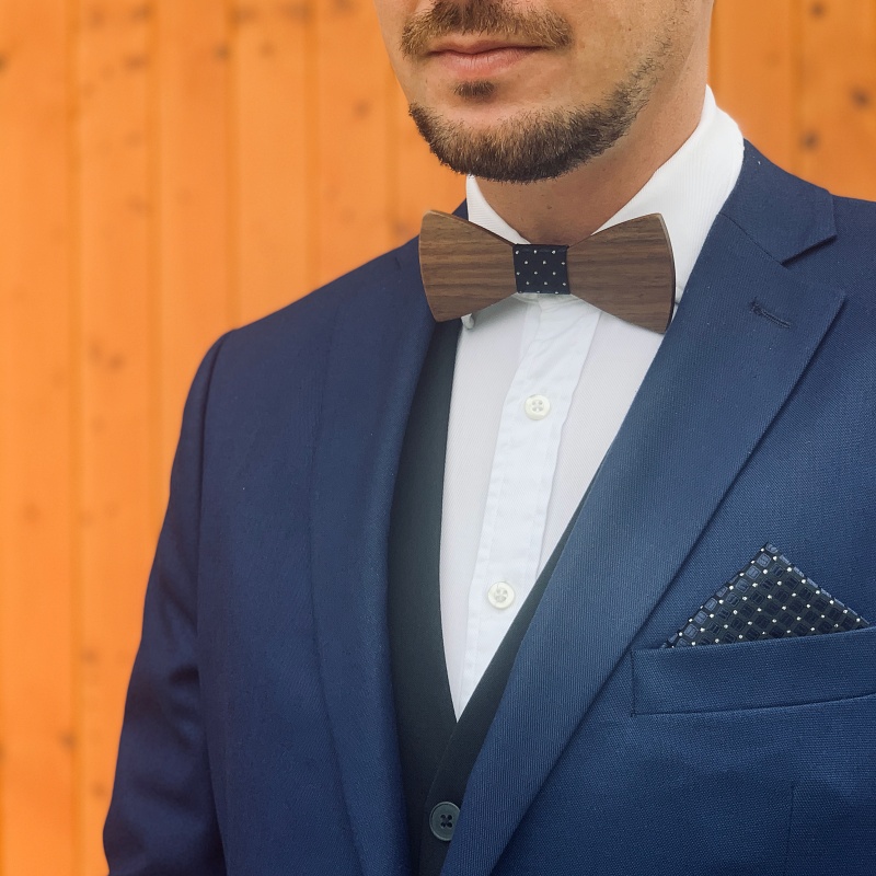Dřevěný modrý set - motýlek Classic Shape + manžetové knoflíčky + kapesník