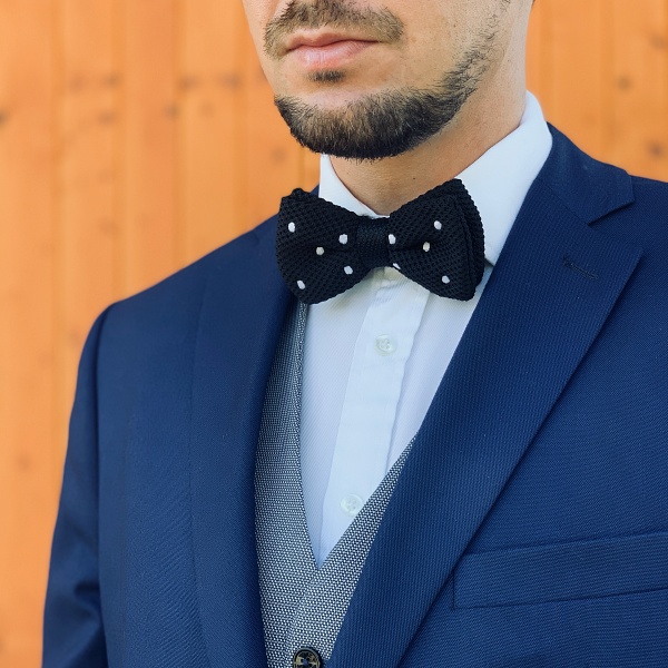 Černý pánský motýlek Knit Dot