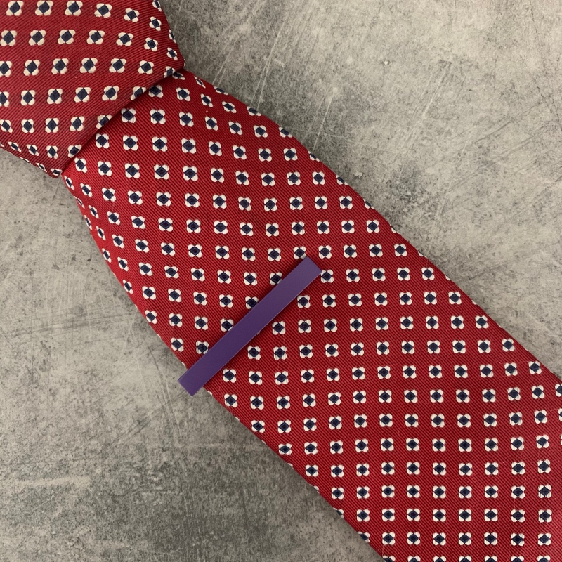 Fialová matná spona na kravatu Matte - 5 cm 