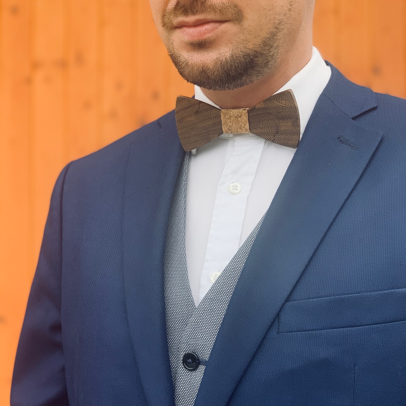 Dřevěný pánský motýlek Ball Korek 