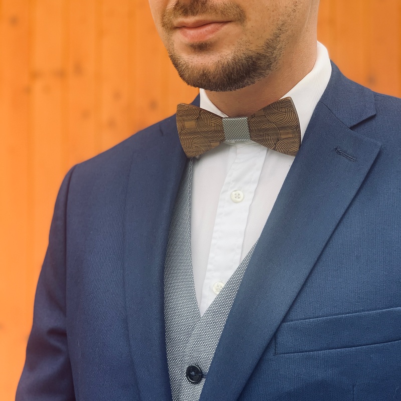 Dřevěný pánský motýlek Ball Plaid 