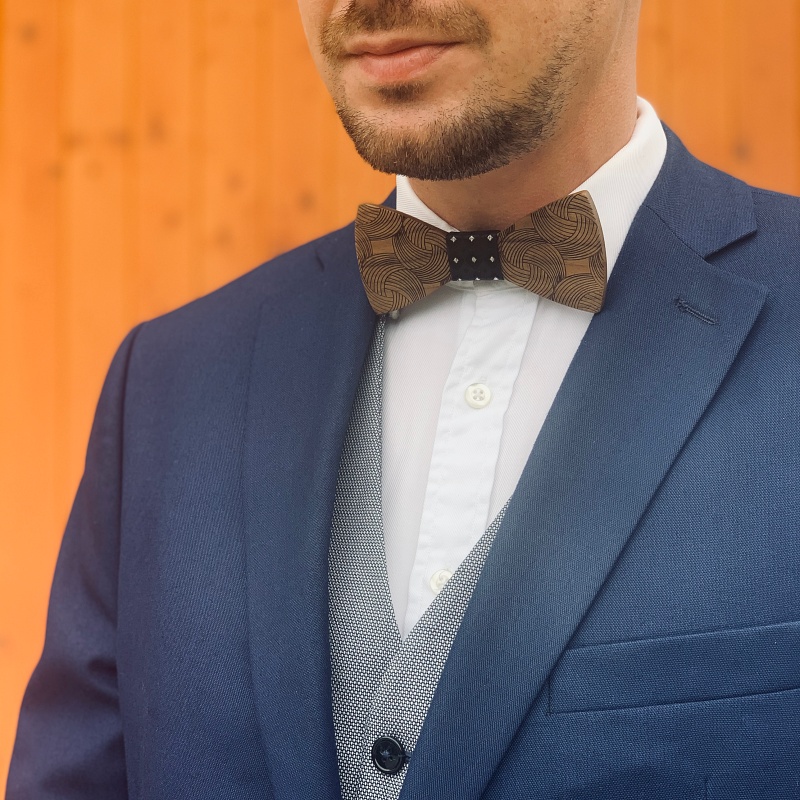 Dřevěný pánský motýlek Ball Stars 